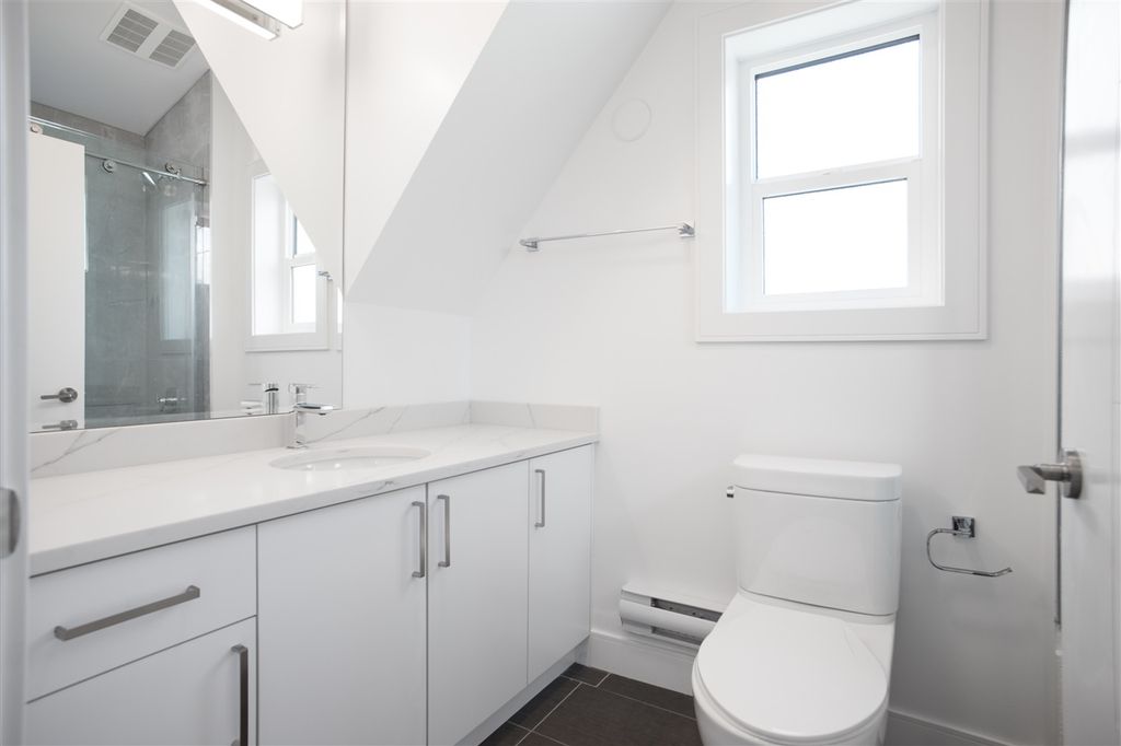 listing image 1108719854597477955