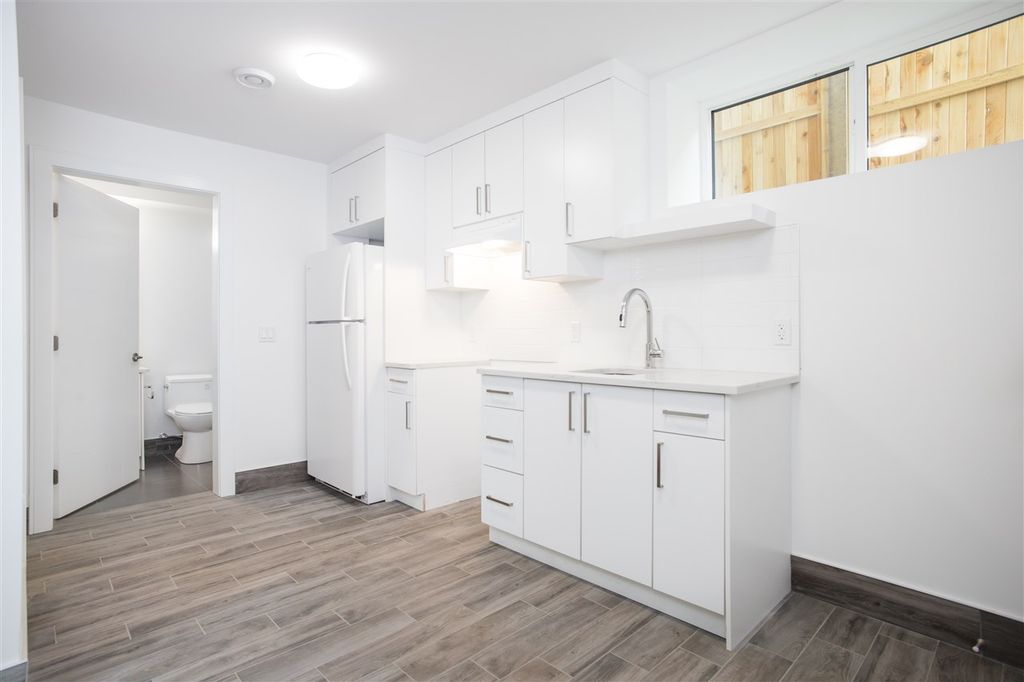 listing image 1102634074090488695