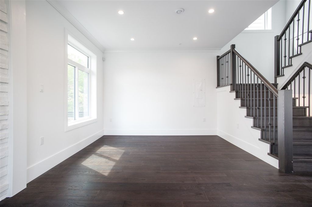listing image 1109913865089833030
