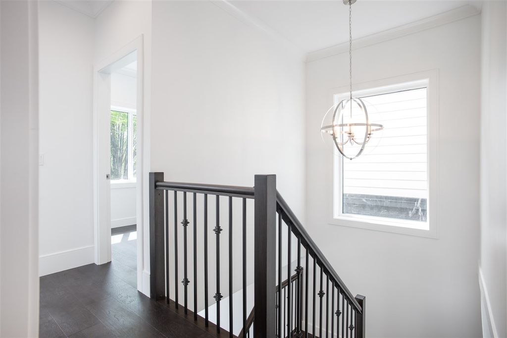listing image 1100321834270474548
