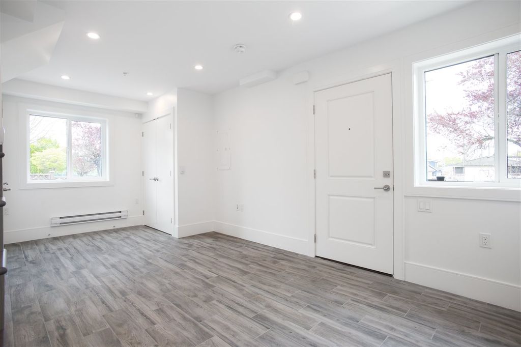 listing image 1100628184947726697