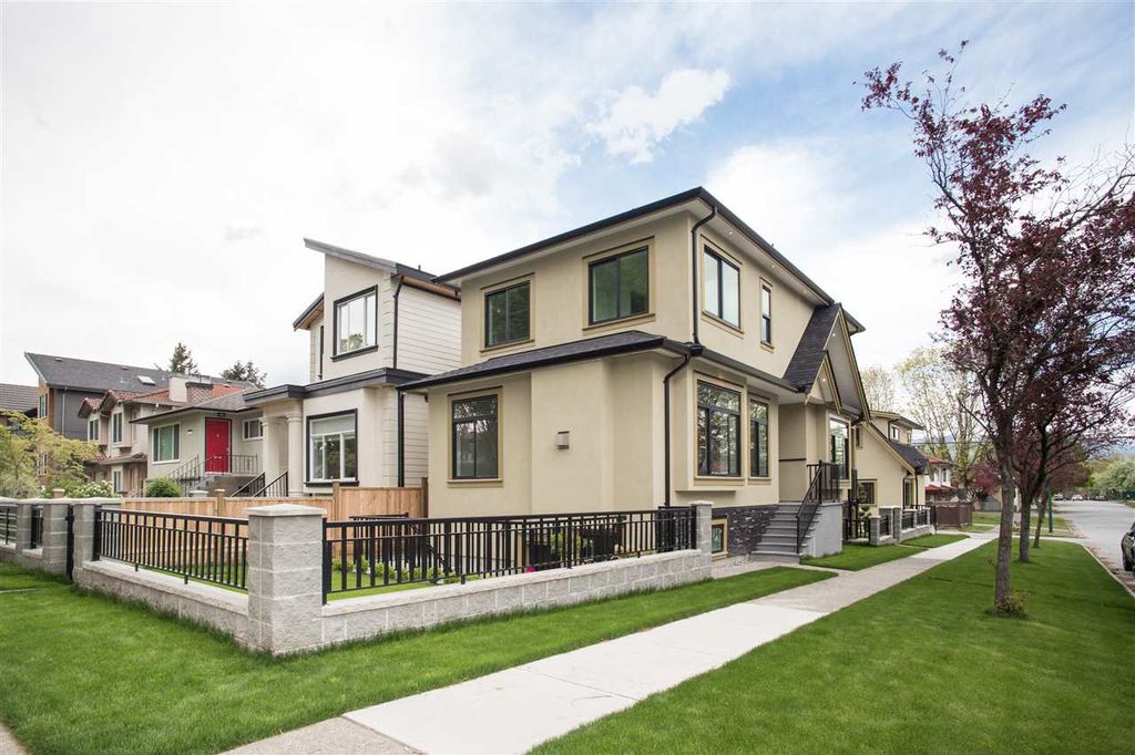 listing image 1104532647289611705