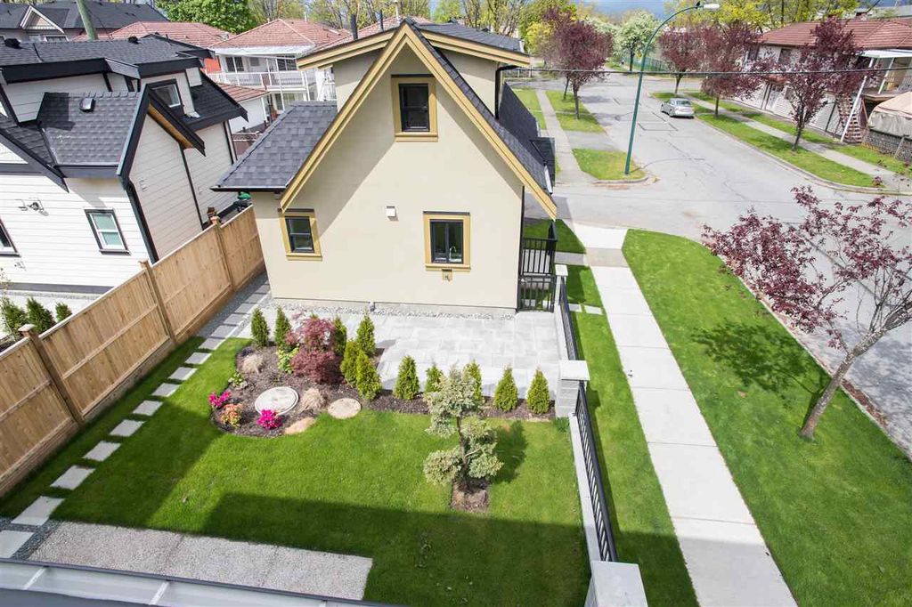 listing image 1105220593793485902