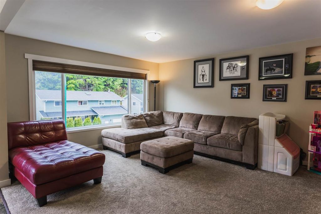 listing image 1105970931006417661