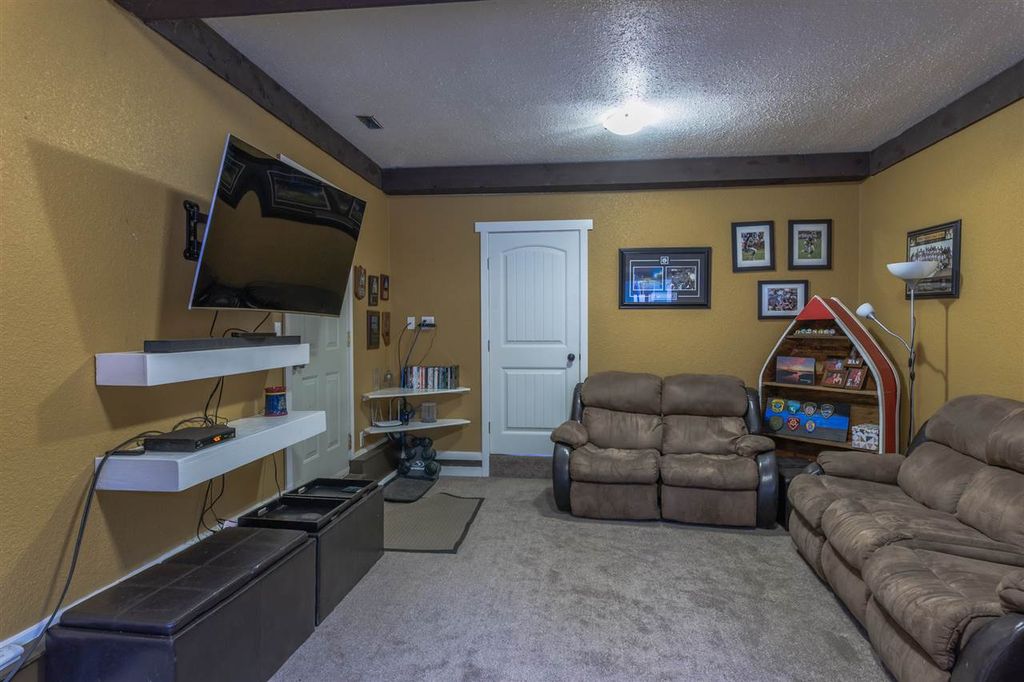 listing image 1103066569197967702