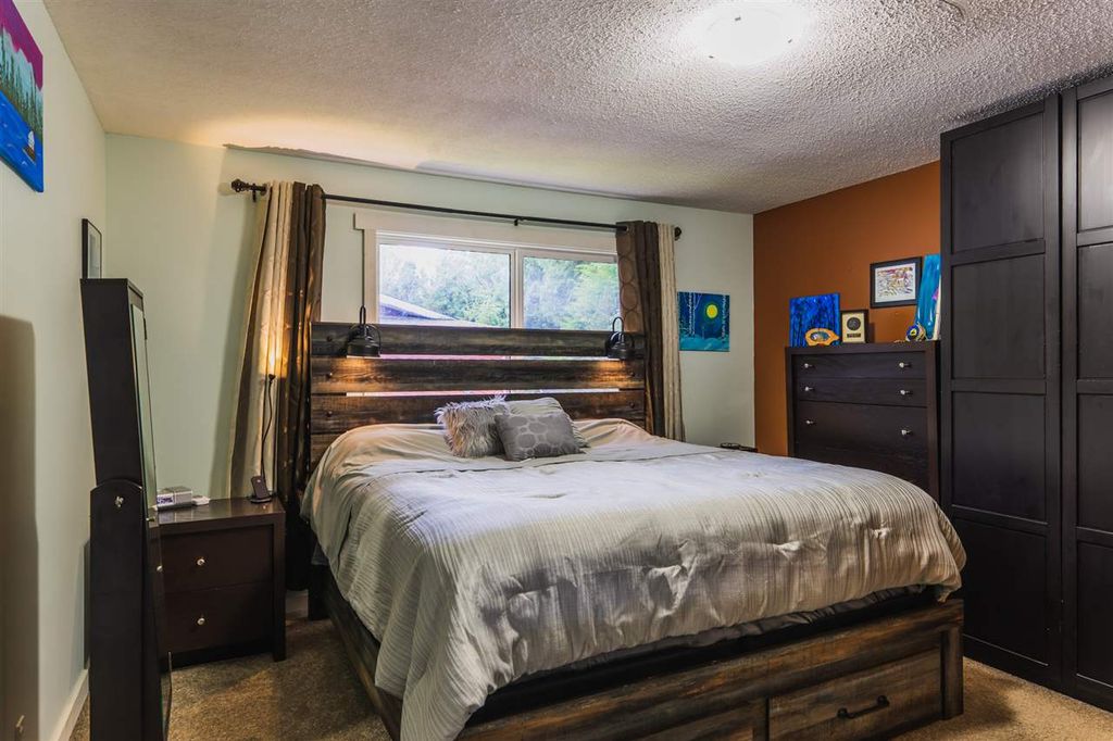 listing image 1106400186600057621