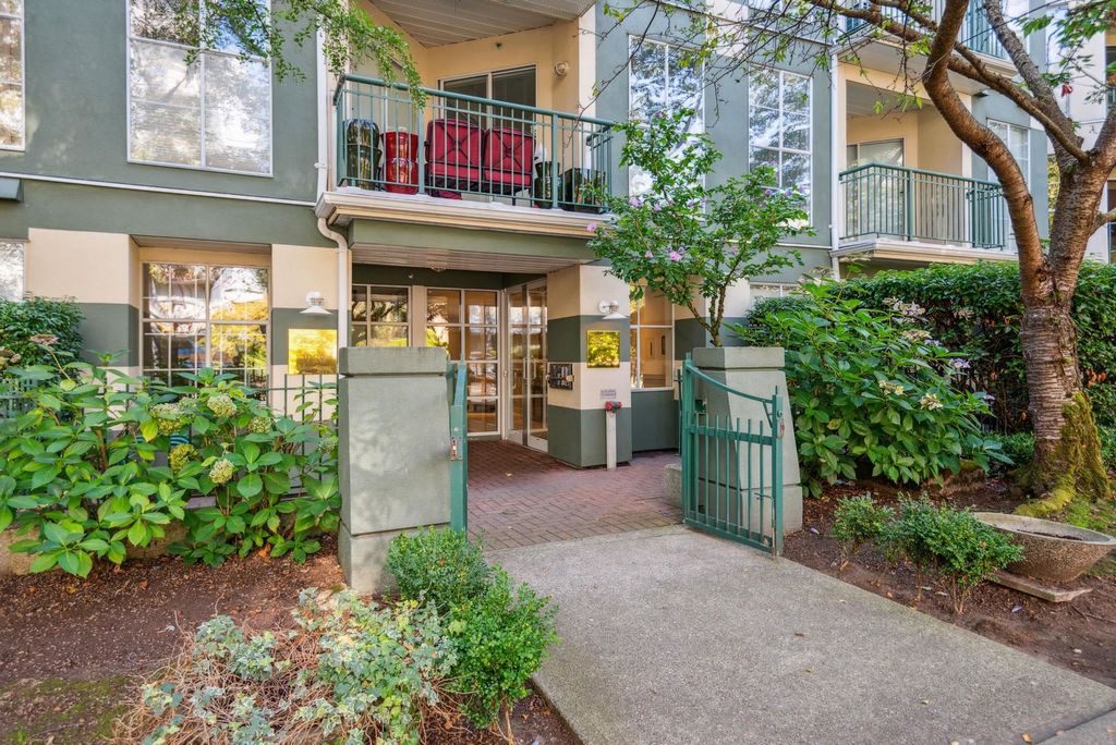 listing image 1109414319198209736