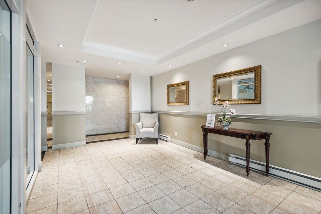 listing image 1100644146201132291