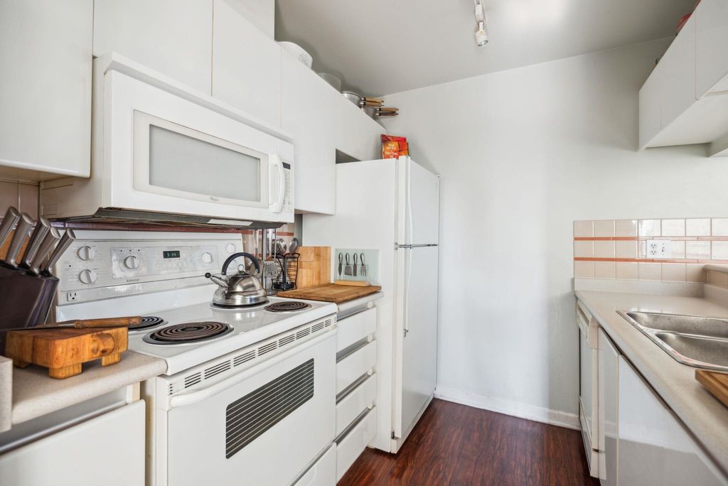listing image 1101897804698043972