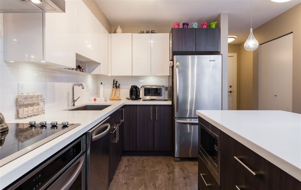 listing image 1104733010554149064