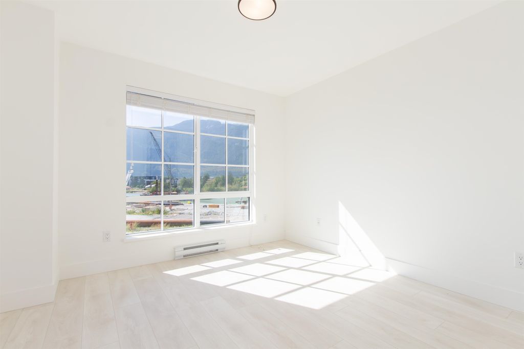 listing image 1100462179690806637