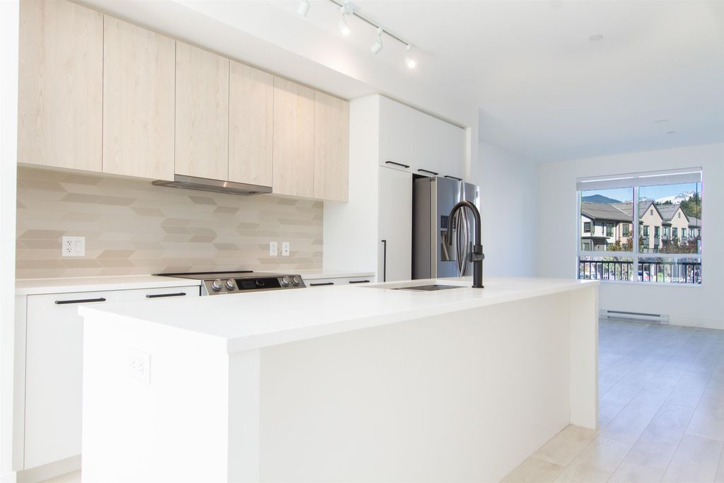 listing image 1101949653623054167