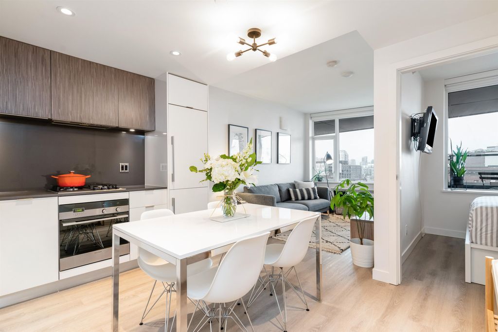 listing image 1107377602022493022