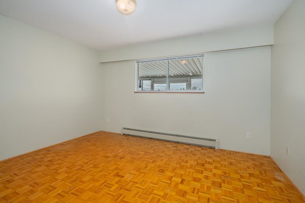 listing image 1100033927593454090