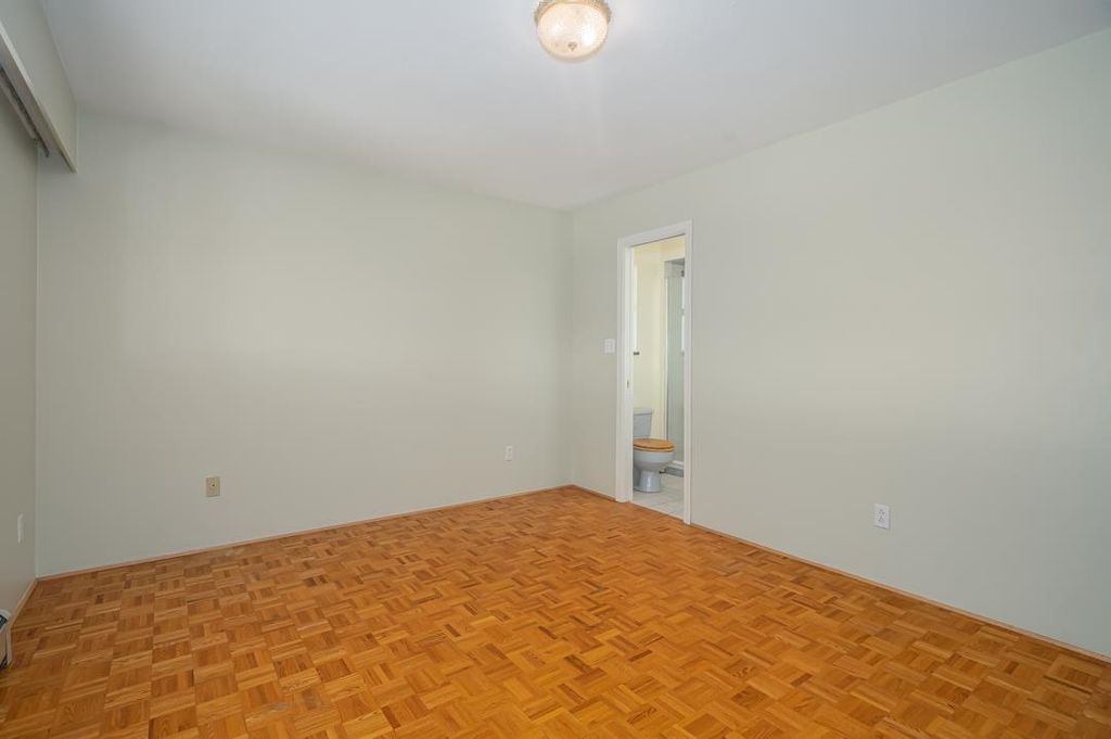 listing image 1102410121275013257