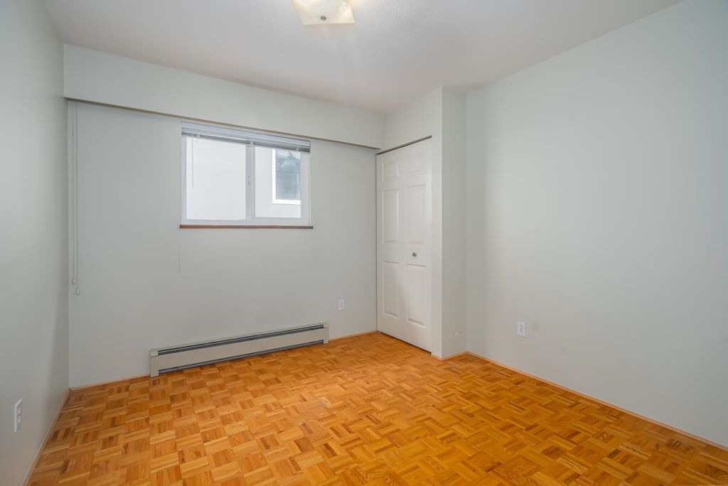 listing image 1104086218269620403