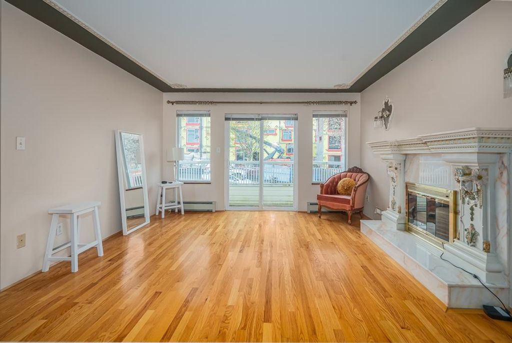 listing image 1100932994073091621
