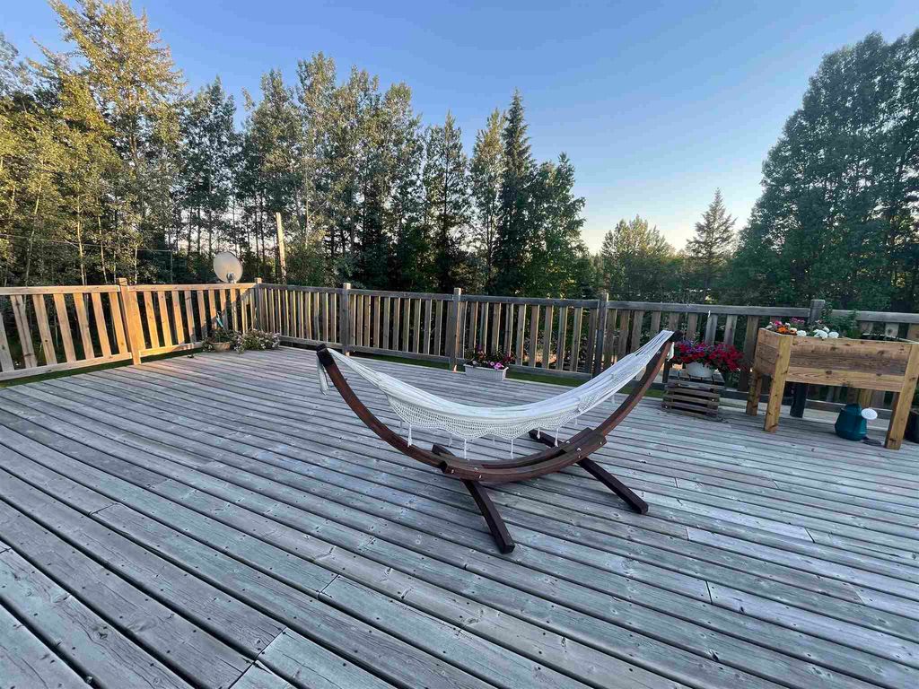 listing image 1105858203985629026