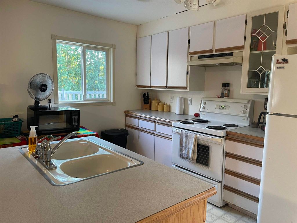 listing image 1100469070332655606