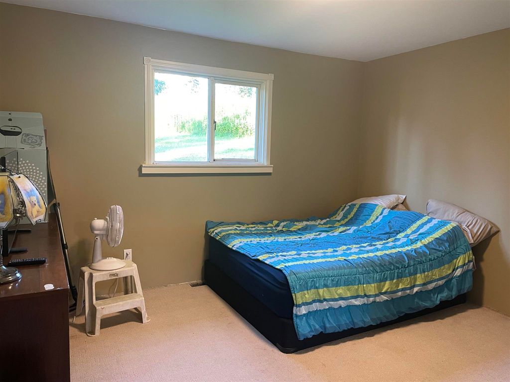 listing image 1105913243057758123