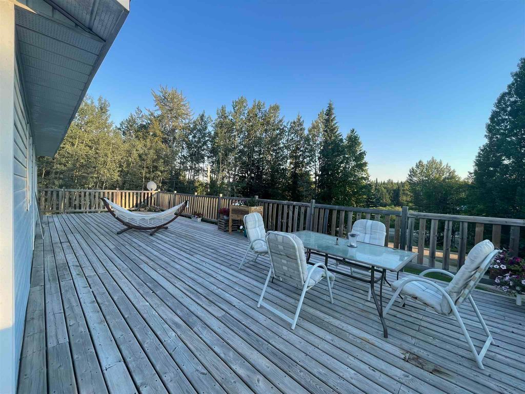 listing image 1107493804339932931