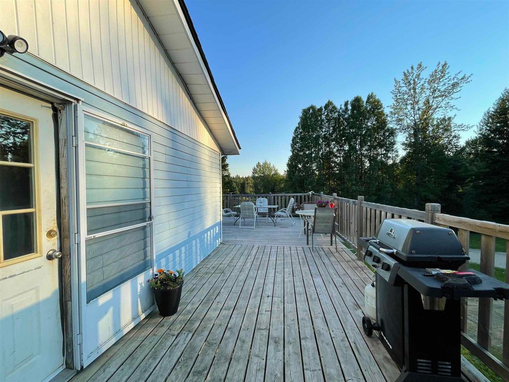 listing image 1102260295292759211