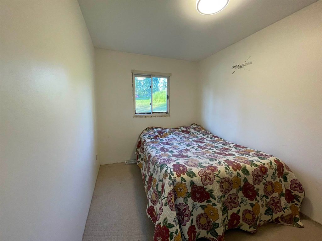 listing image 1109701956226087627