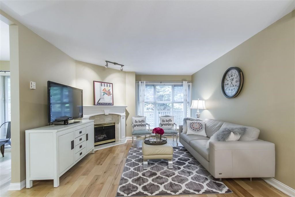 listing image 1109880162124504448