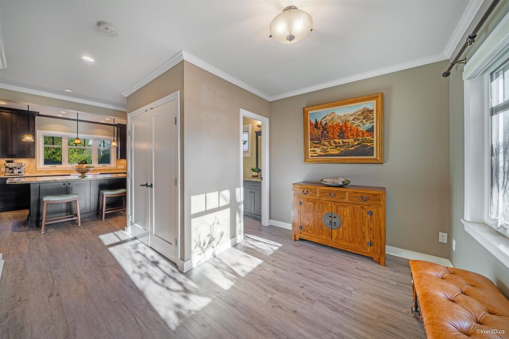 listing image 1102200211505090030