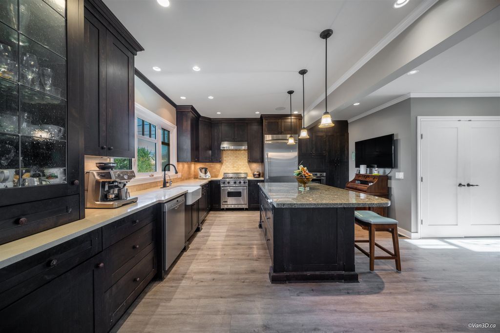 listing image 1102054646013739759