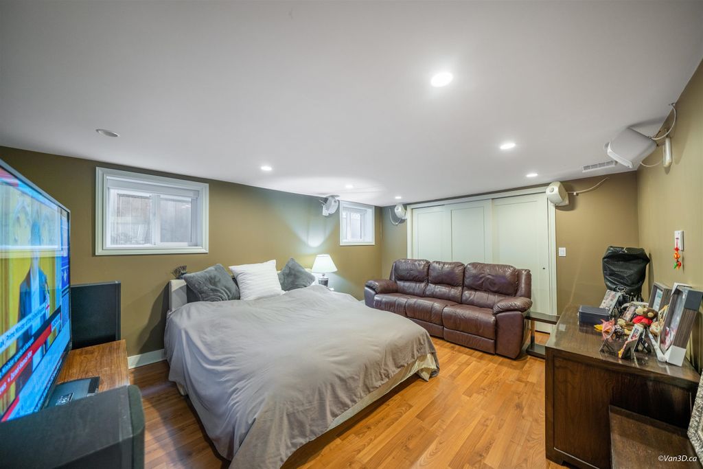 listing image 1108214305207683942