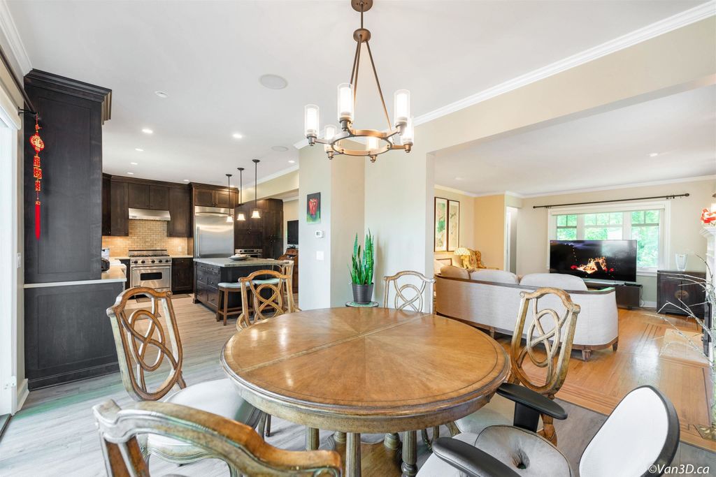 listing image 1106021963654711781