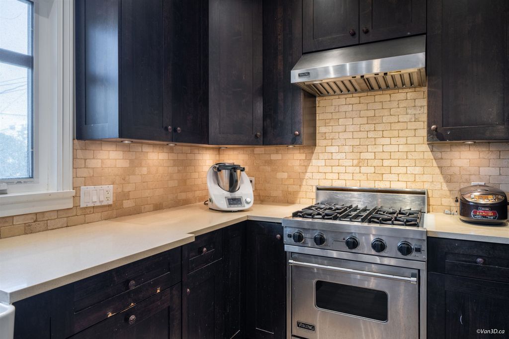 listing image 1100325735057068049