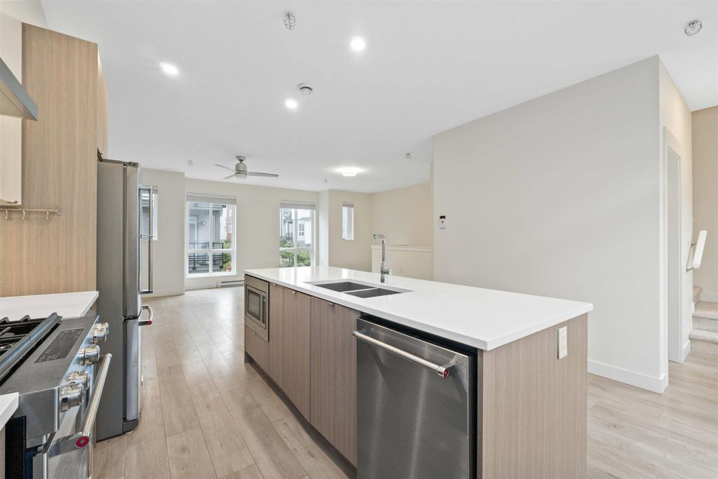 listing image 1107723040893797663