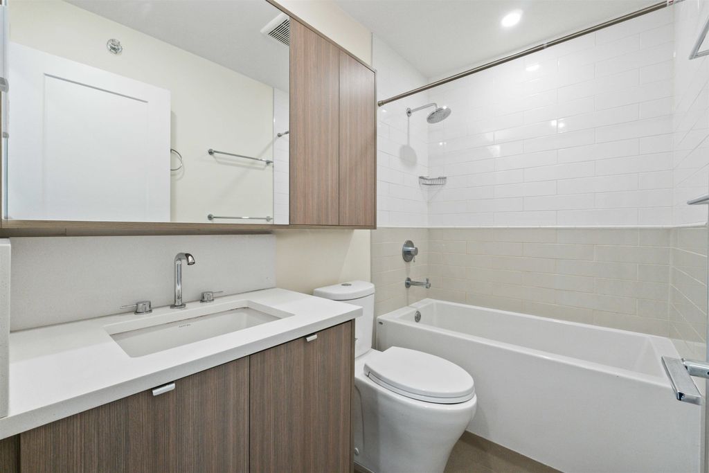 listing image 1103462112627474146
