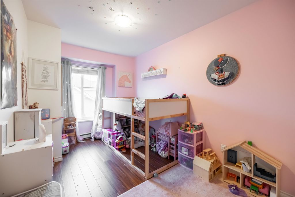 listing image 1109981118293234587