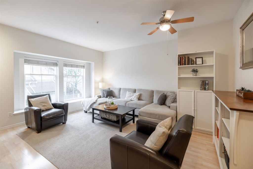 listing image 1104713744260280602