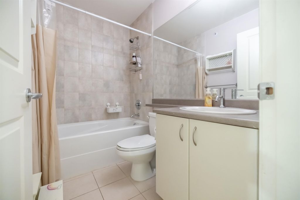 listing image 1105504799819081773