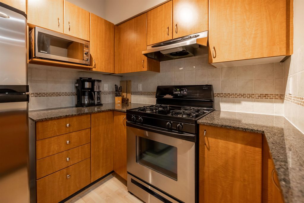 listing image 1109289422454678469