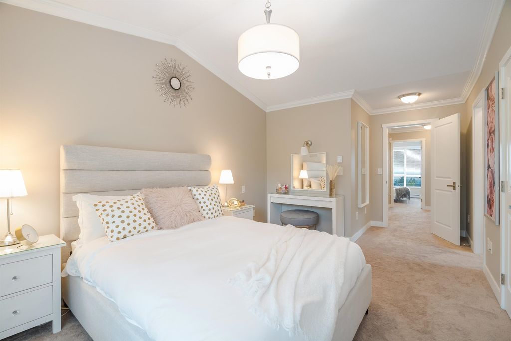 listing image 1107857275719937649