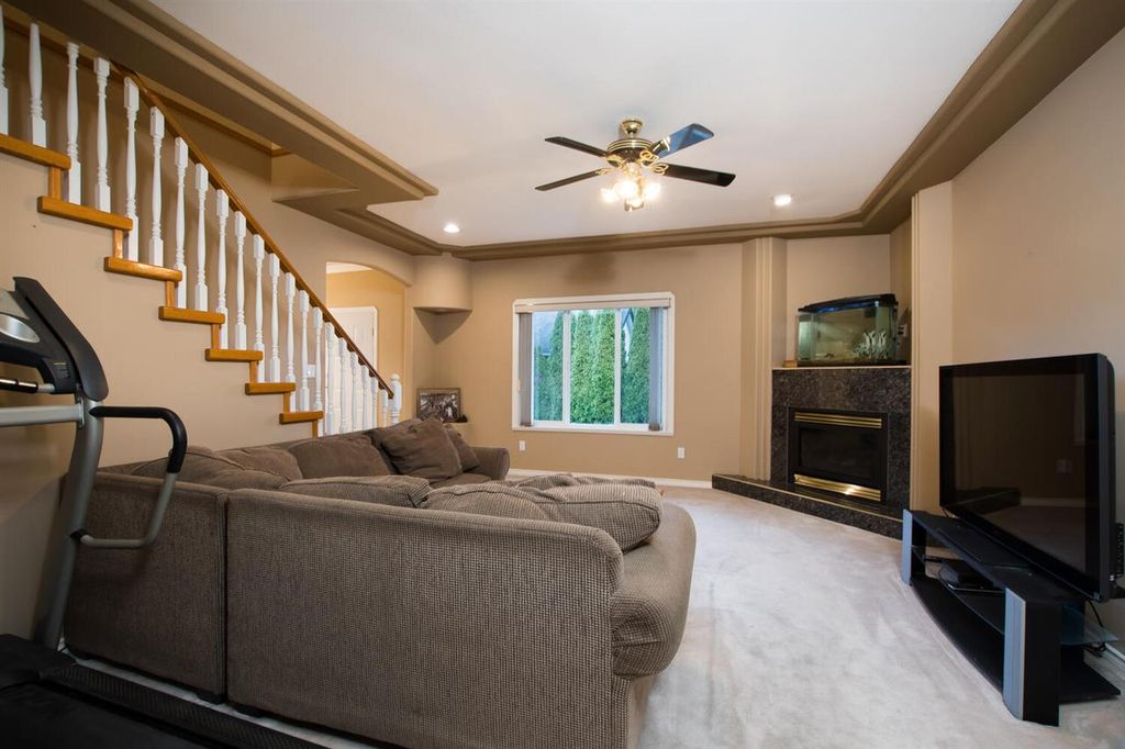 listing image 1108410573165363596