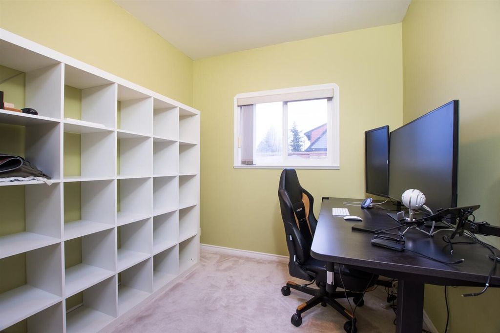 listing image 1108212875420537992