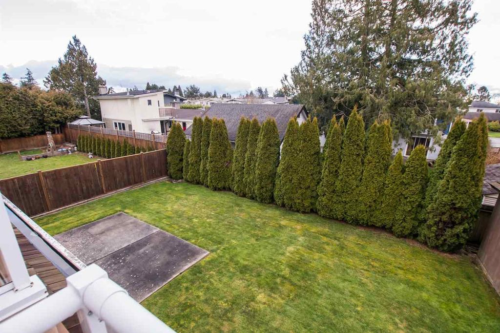 listing image 1104432234703175710