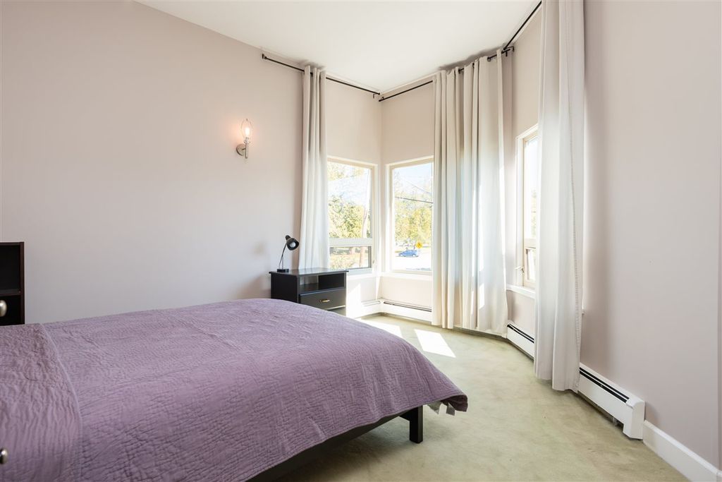 listing image 1108606201185261432