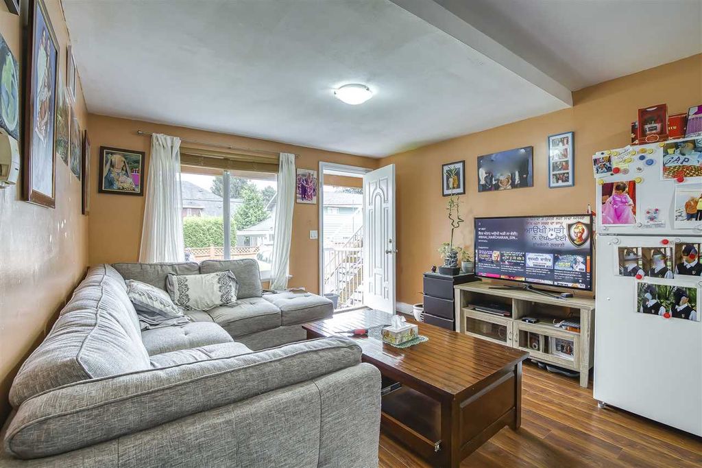 listing image 1107204770096568064