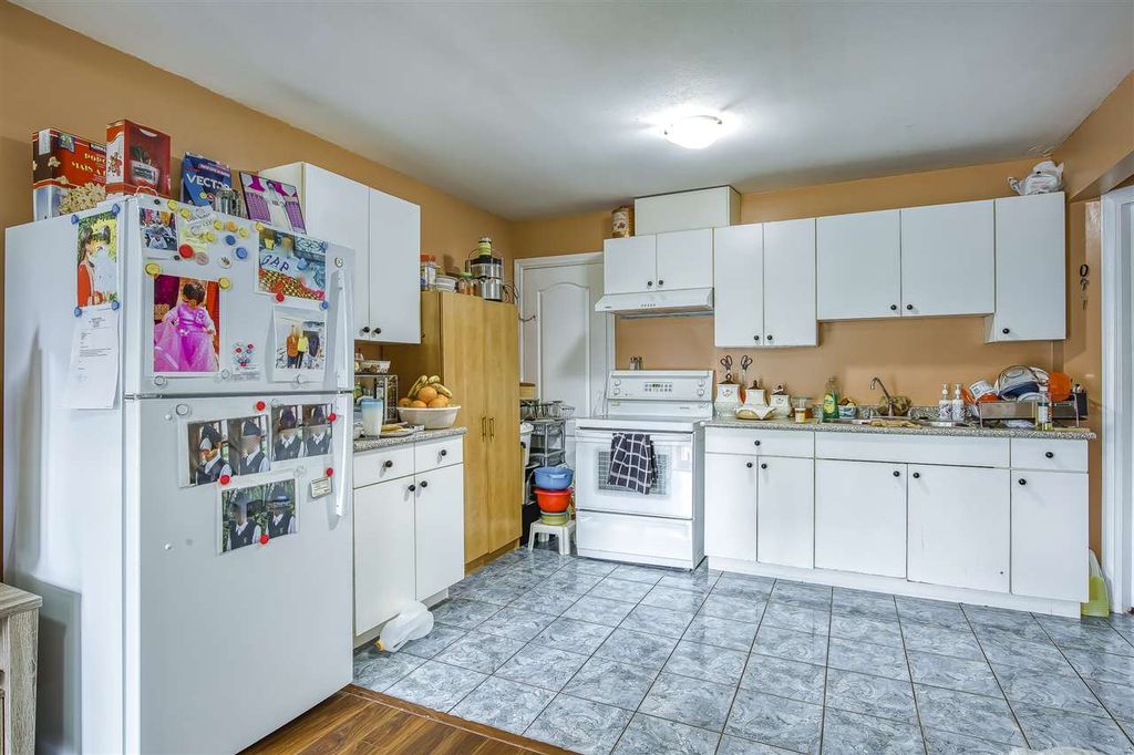 listing image 1101452531459187529