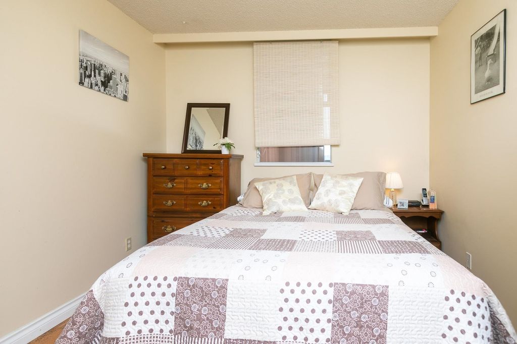 listing image 1108981011274901499