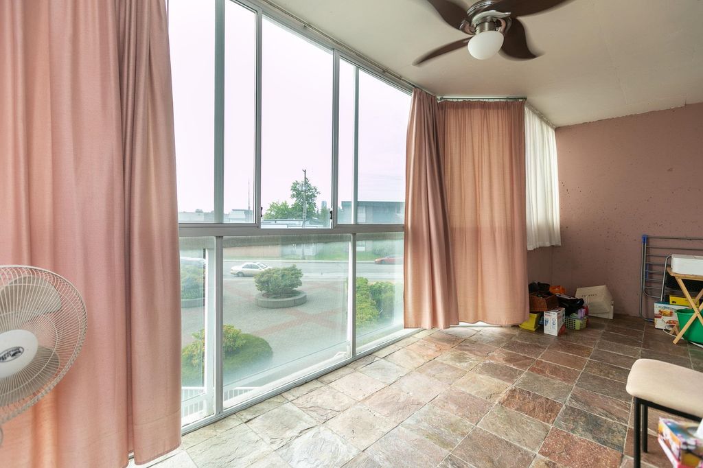 listing image 1106994517255228780