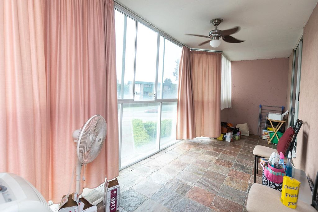 listing image 1106499047908141470