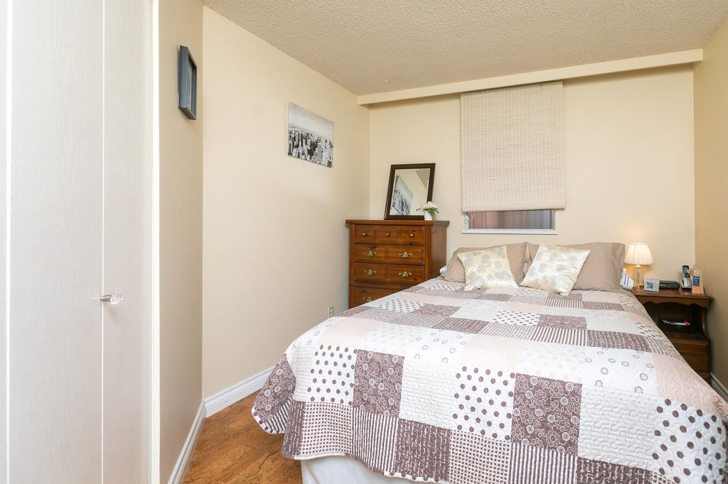 listing image 1106637156449673305